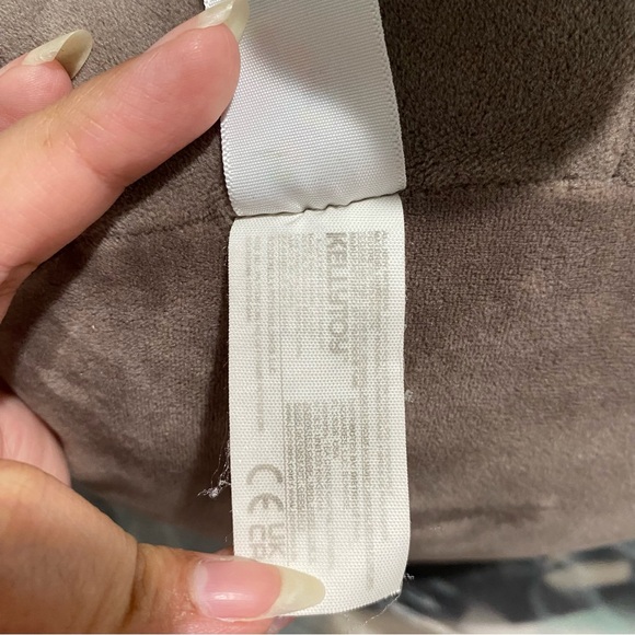 Asley the vulture Squishmallows EUC Claire’s exclusive limited edition - Picture 12 of 12